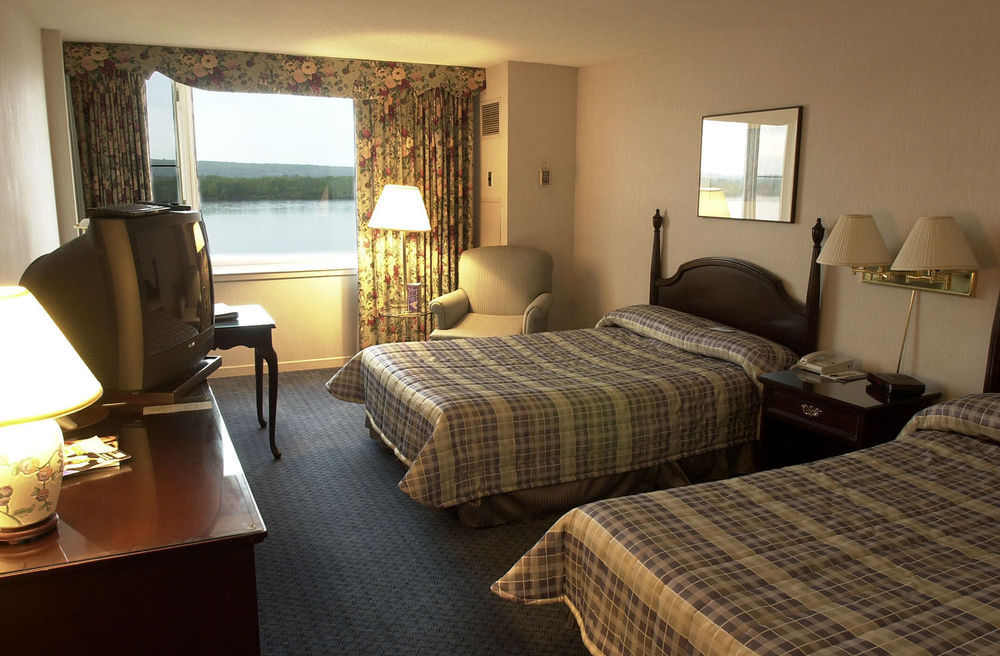Delta Hotels By Marriott Fredericton Habitación foto